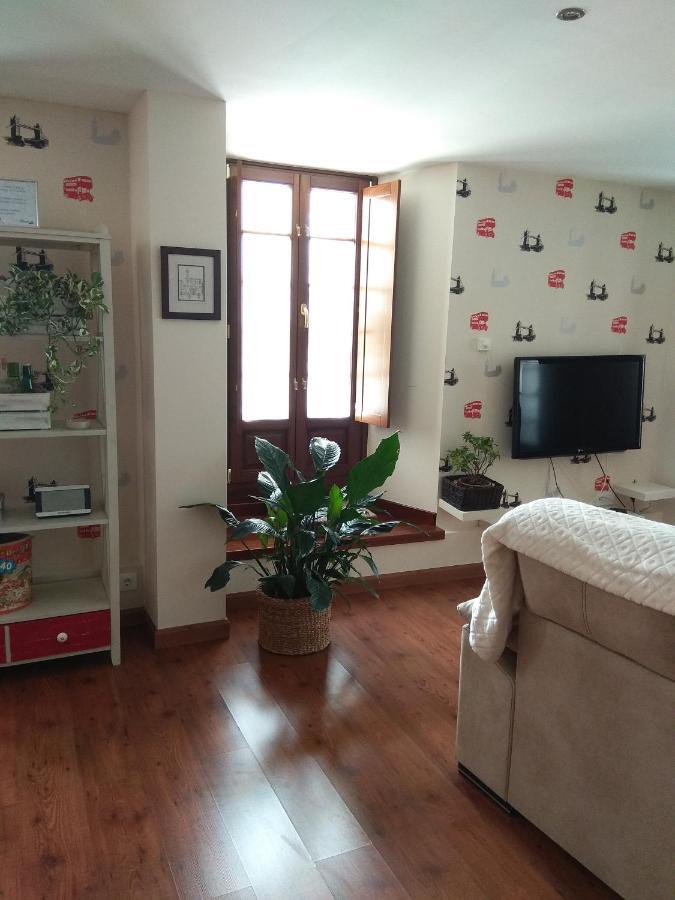 Apartamento Cine Colon Ribadeo Exterior foto